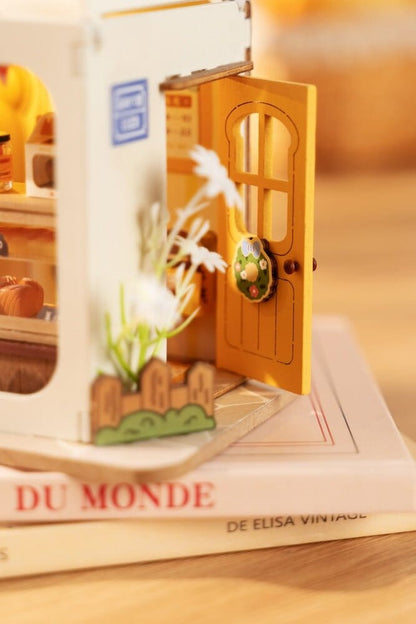 Tiny house - Teddy's Breadbox - Miniatures DIY DS033 - Missa Arles